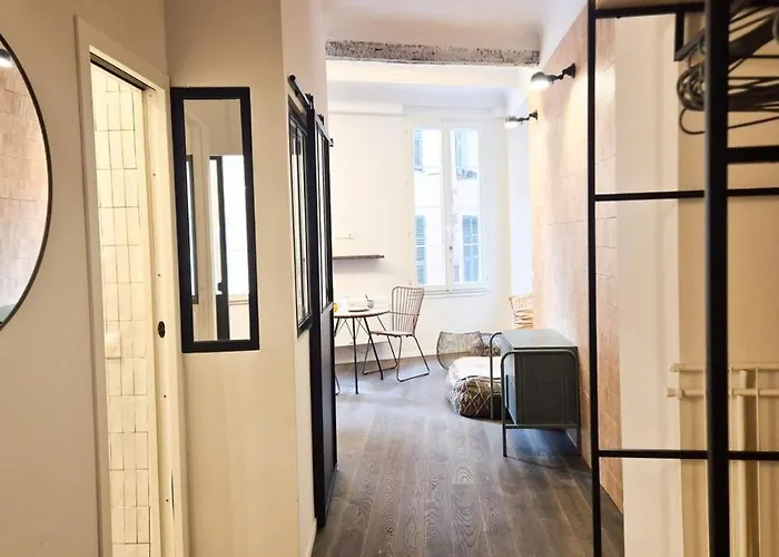 Grand Cosy Au Coeur Du Vieux-nice Apartmán