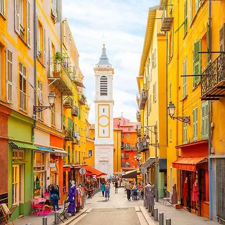 Appartement Grand Cosy Au Coeur Du Vieux-nice *